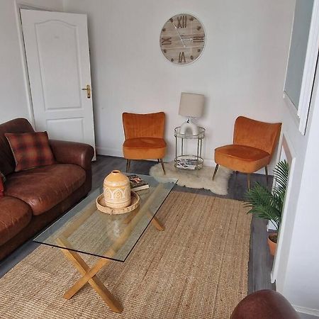 Home In Harrow/Wembley Harrow on the Hill المظهر الخارجي الصورة